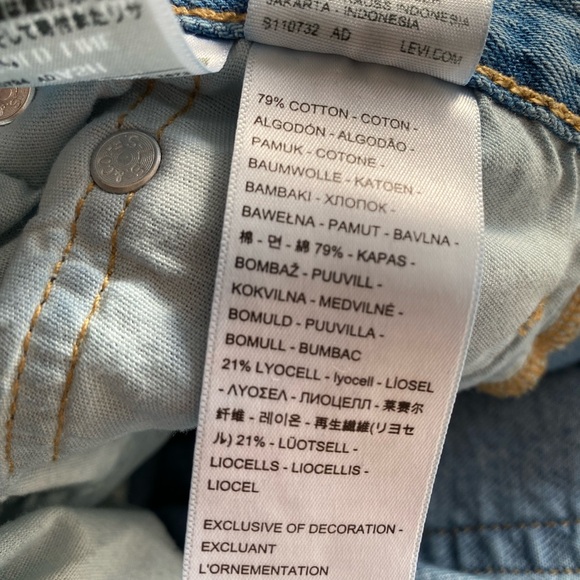 Levi's 501 ‘90s Lightweight Women’s Jeans, 27x32 - Picture 10 of 12